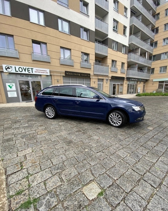 Skoda Superb cena 40999 przebieg: 156023, rok produkcji 2013 z Sulejówek małe 232